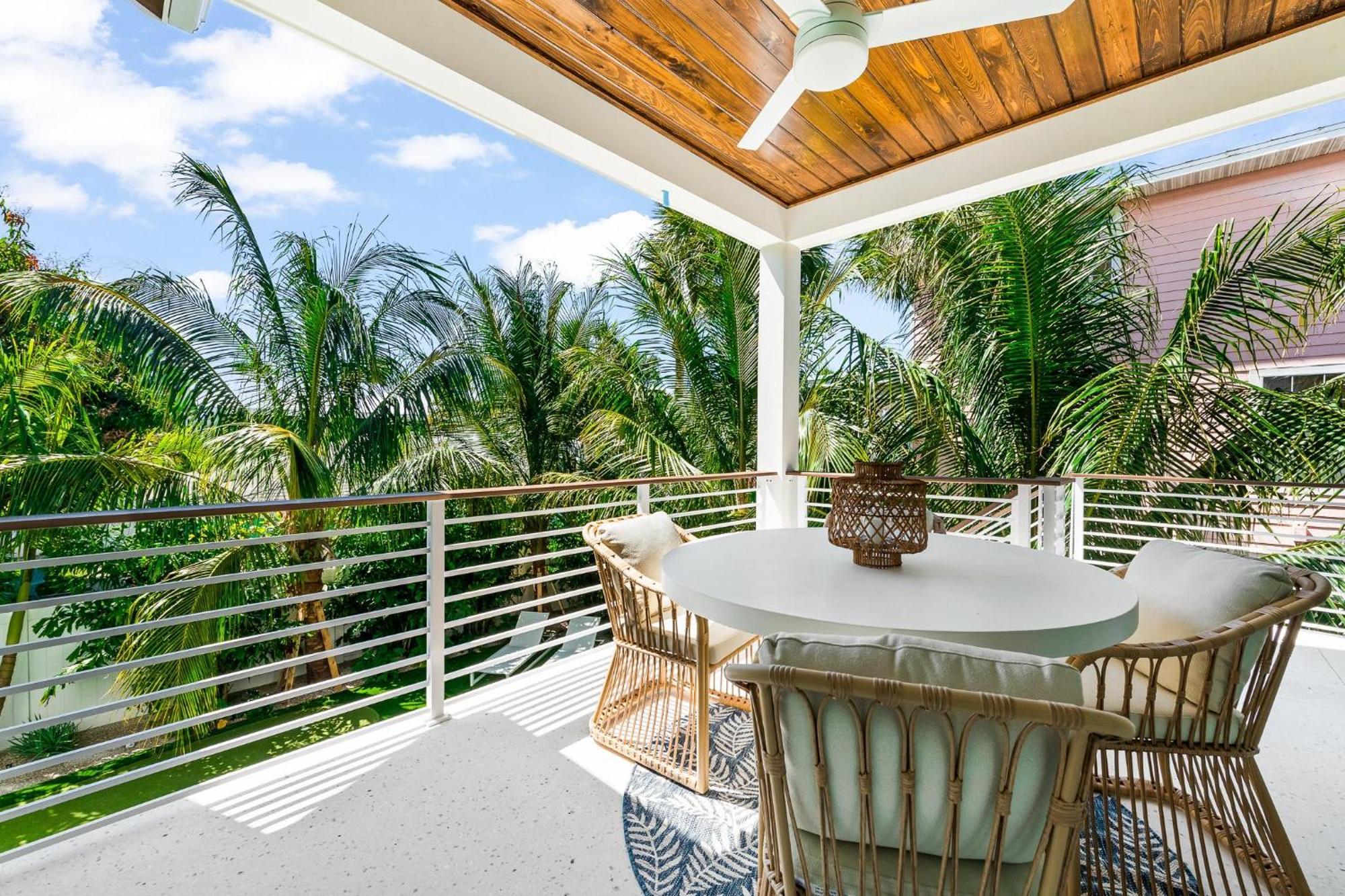 Sweet Caroline Villa Anna Maria Exterior photo